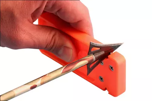 AccuSharp Broadhead Sharpener & Wrench Tungsten Carbide Sharpener Orange